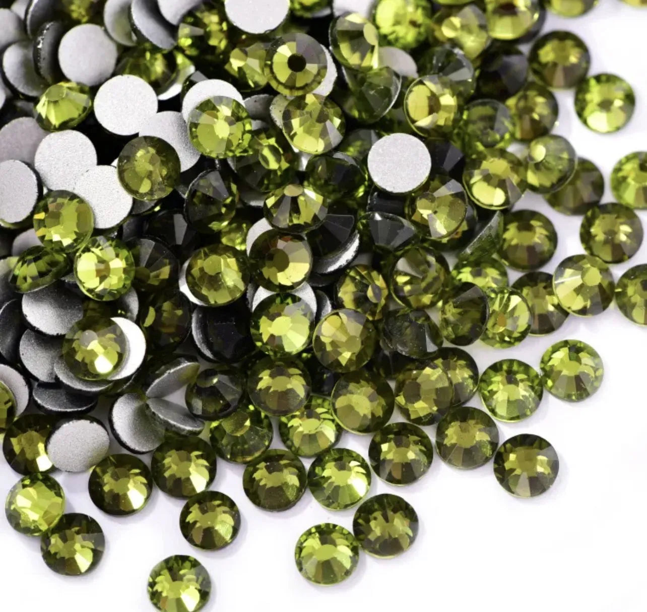 Mollylac - Strass à ongles en verre Olivine SS3 env. 50 pcs